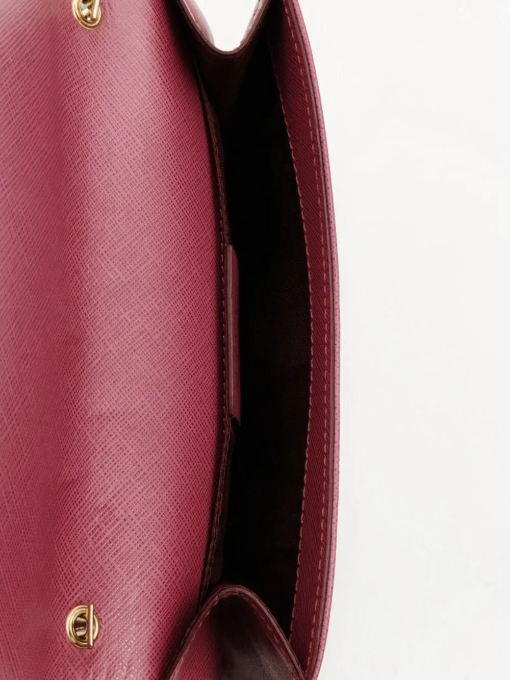 Salvatore Ferragamo Vara Bow Chain Shoulder Bag Red Burgundy Leather Vintage